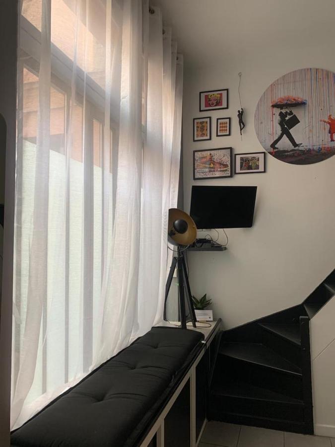 Spacious Bright Split Level Flat In The Fashionable Marais Apartment Paris Ngoại thất bức ảnh